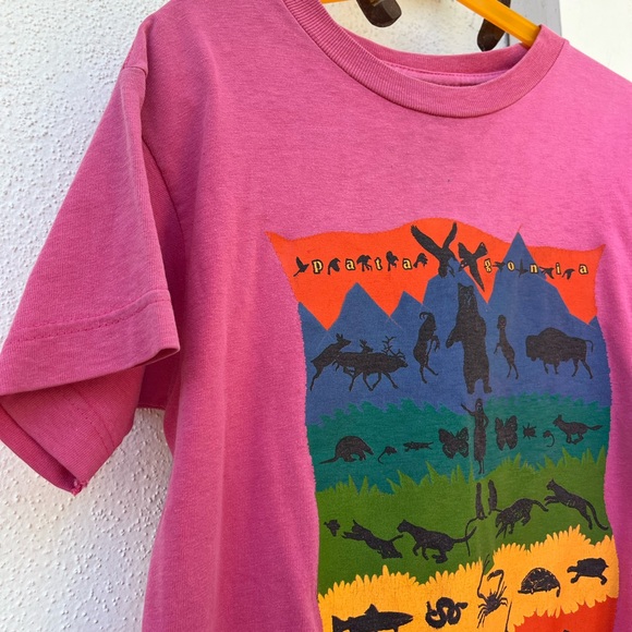 Rare Vintage 1993 Women's Patagonia "Endangered Animals" T- Shirt (Small) - Picture 6 of 7
